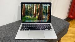MACBOOK AİR 13 inç 2020 M1 8CPU-7GPU 8GB RAM 256GB SSD 43 Devir
