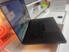 MacBook Pro 16 inç 2023 M3 Max 36GB RAM 1TB SSD Uzay Siyahı