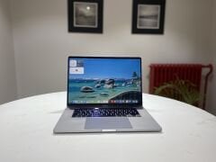 MACBOOK PRO 16 inç 2019 2.3GHZ İ9 32GB RAM 1TB SSD 4GB GPU (A2141)