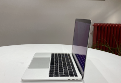 MacBook Pro Retina 13 İnç 2016 Touch Bar i5 2.9GHz 8GB RAM 256GB SSD Apple Notebook
