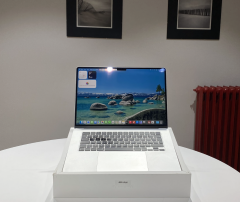 MACBOOK AİR 15 inç 2023 M2 8CPU 10GPU, 8GB RAM, 512GB SSD