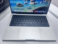 MacBook Pro 14 M3 2023 8GB 512GB Gümüş
