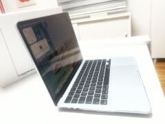 MACBOOK AIR 13 M4 2025 16GB 256GB SKY BLUE 2 YIL APPLE GARANTİLİ