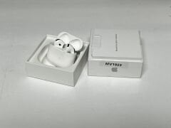 APPLE AIRPODS 4 NESİL MAGSAFE ŞARJ KUTUSU BEYAZ 2. EL SORUNSUZ