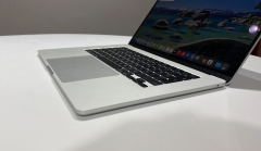 MACBOOK AİR 15 inç 2023 M2    8CPU 10GPU, 8GB RAM, 512GB SSD    GÜMÜŞ    TEŞHİR