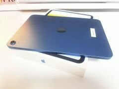 Apple iPad A16 Wi-Fi 128GB Mavi Apple Garantili Kutulu Çok Temiz