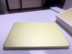 MacBook Neo 13 inç Apple M1 8GB 256GB SSD Sarı - KUTU AÇIK SIFIR ÜRÜN