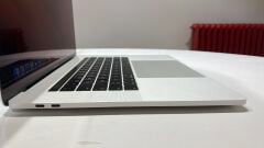 MACBOOK PRO 15 inç 2017 2.8GHZ İ7 16GB RAM256GB SSD 2GB GPU