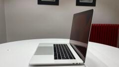 MACBOOK PRO 15 inç 2017 2.8GHZ İ7 16GB RAM256GB SSD 2GB GPU