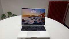 MacBook Pro 14 M3 512GB Gümüş (Teşhir A Kalite)
