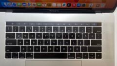 MacBook Pro 15 2017 i7 2.8GHz / 16GB RAM / 512GB SSD / 2GB GPU Gümüş