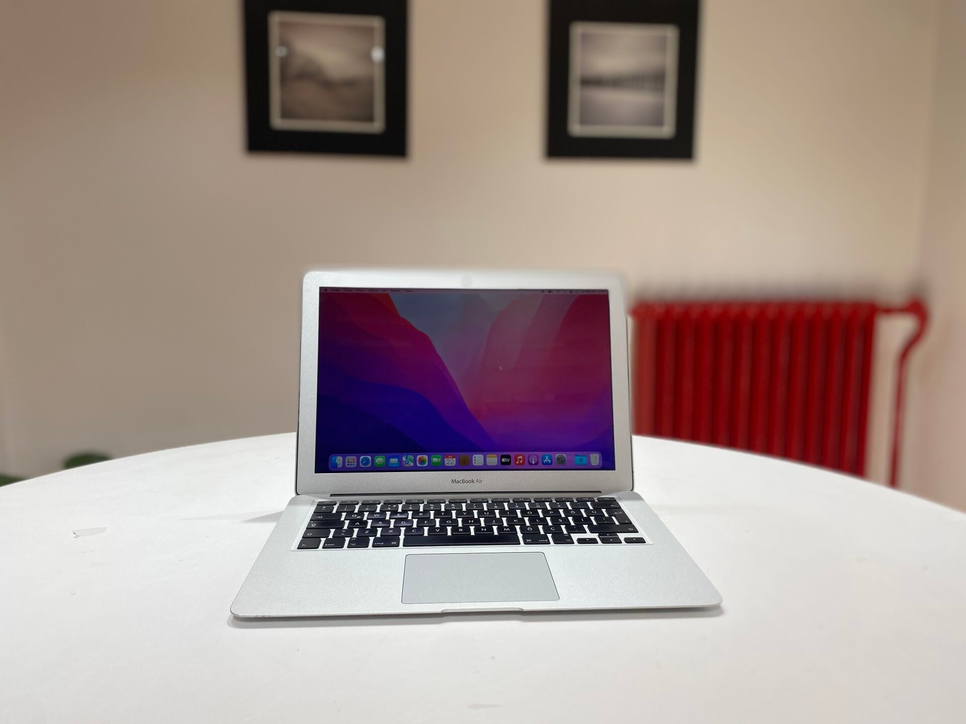 MacBook Air 13 2015 i5 8GB / 256GB SSD Gümüş - 1 Ay Garantili